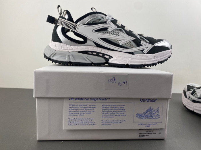 OFF-WHITE -104