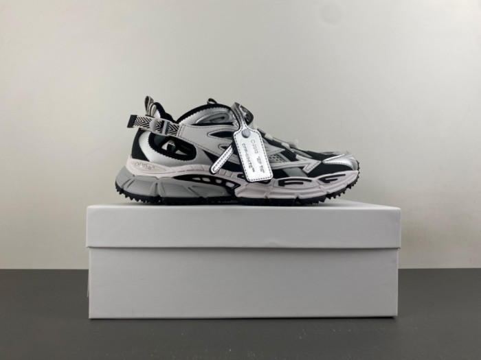 OFF-WHITE -104