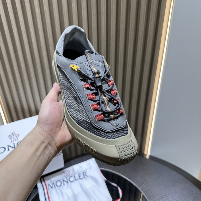 MONCLER SNEAKER 15