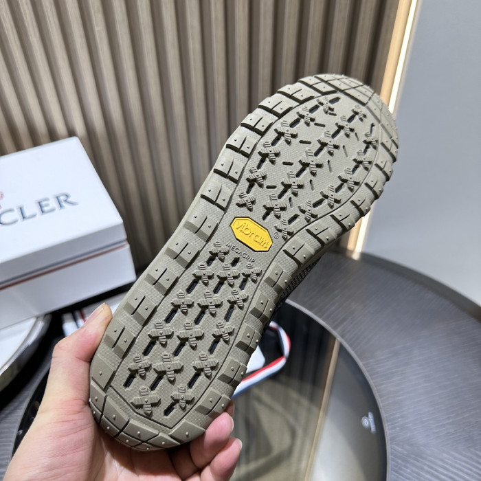 MONCLER SNEAKER 15