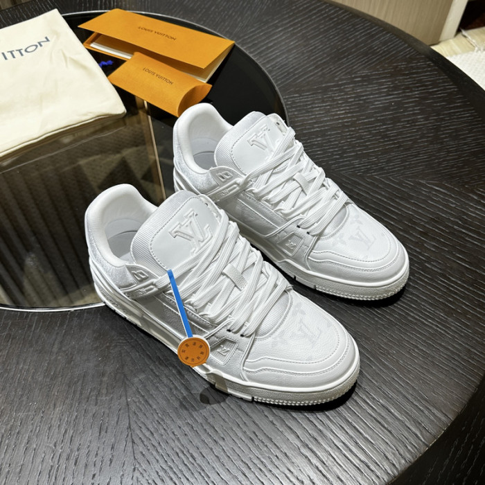 LV snekaers 151