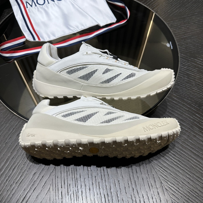 MONCLER SNEAKER 16