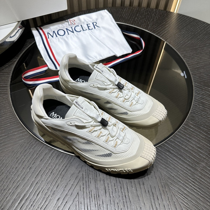 MONCLER SNEAKER 16
