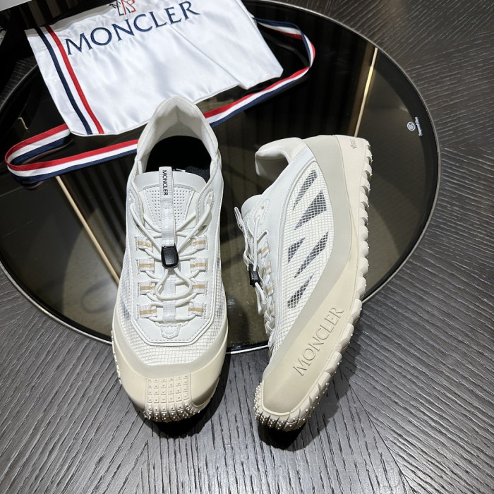 MONCLER SNEAKER 16