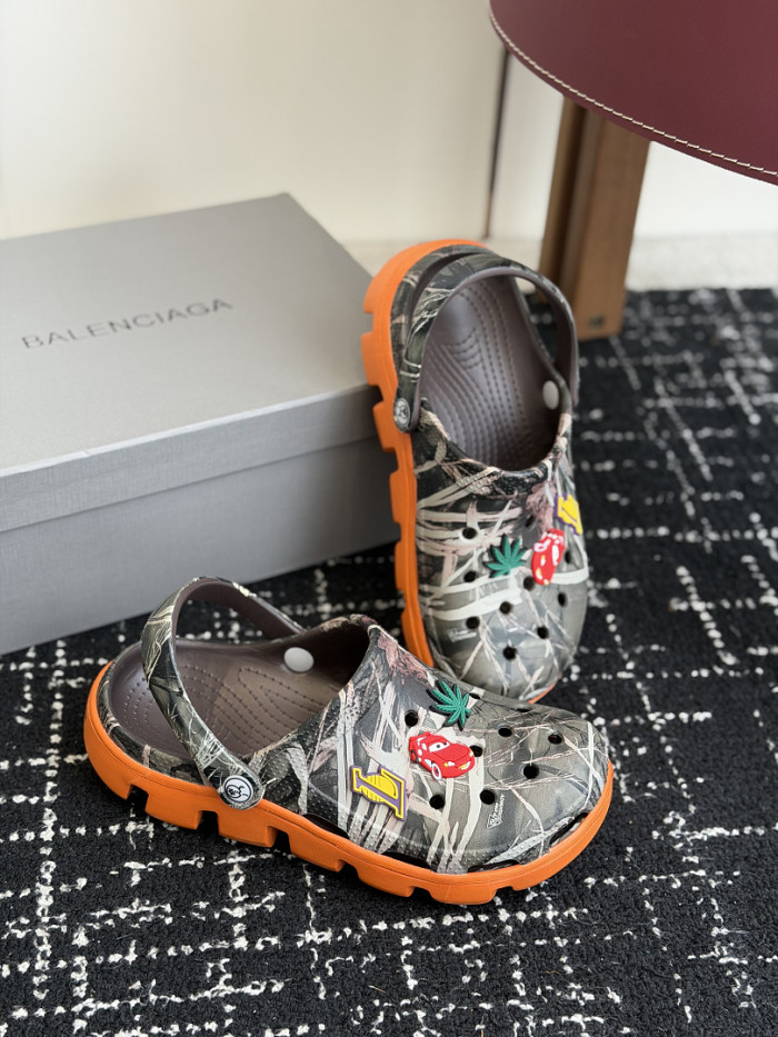 Ba1en*iaga Sandal 48