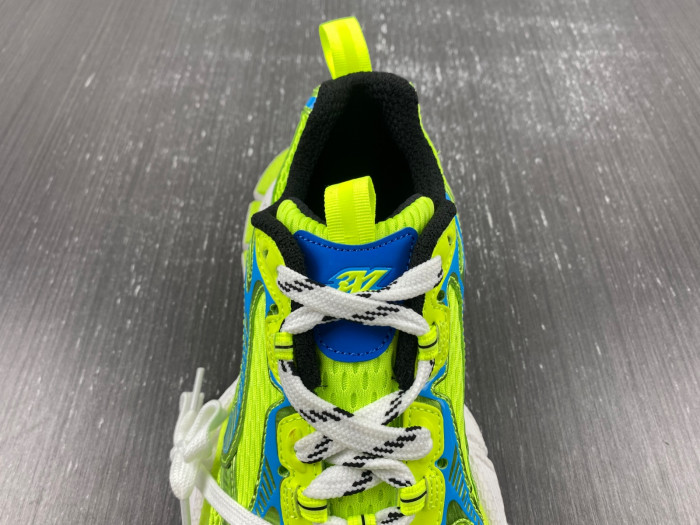 IAGA -PHANTOM SNEAKER-22