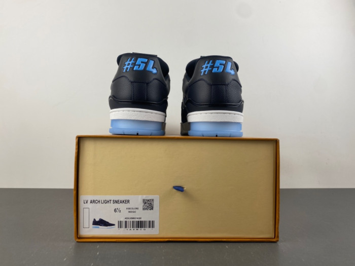LV snekaers 306