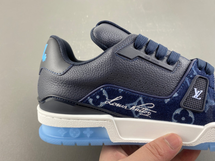 LV snekaers 306
