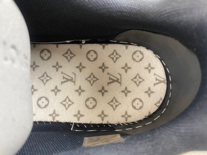 LV snekaers 306