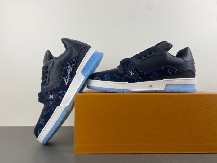 LV snekaers 306
