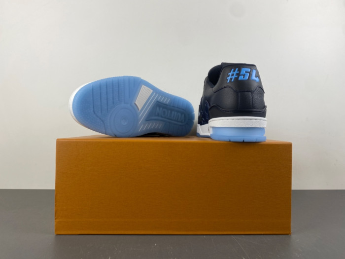 LV snekaers 306