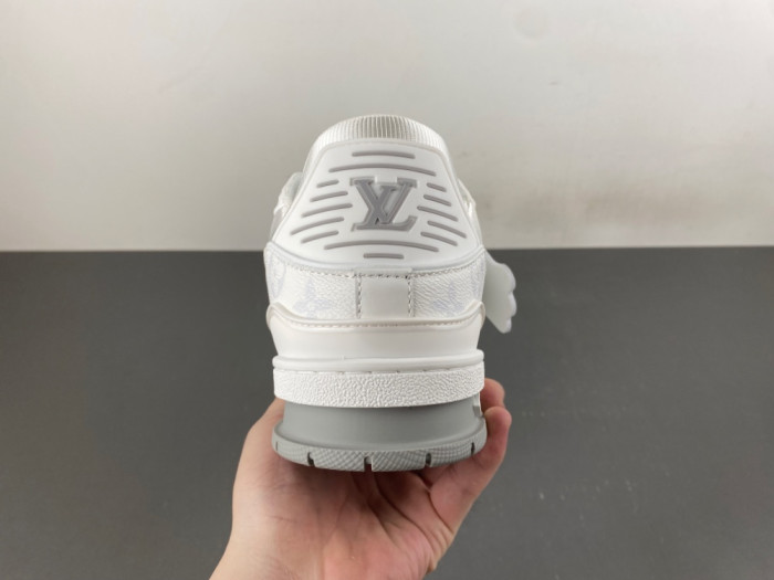 LV snekaers 284