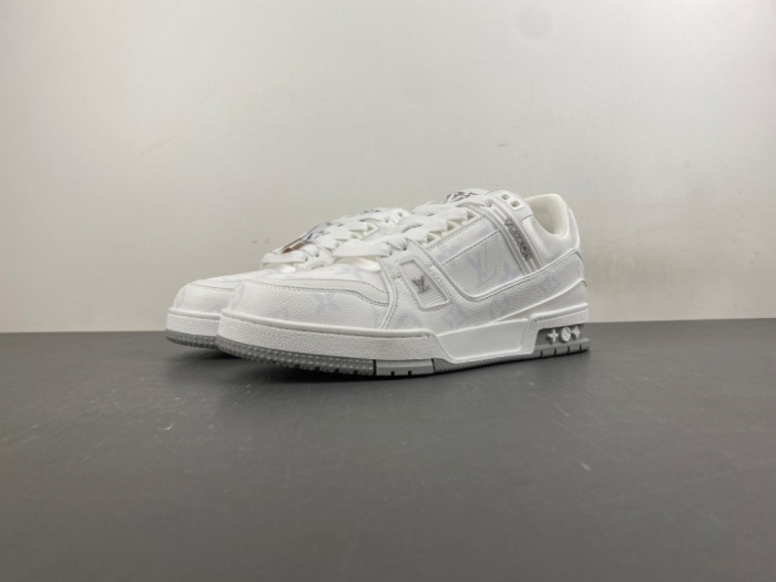 LV snekaers 284