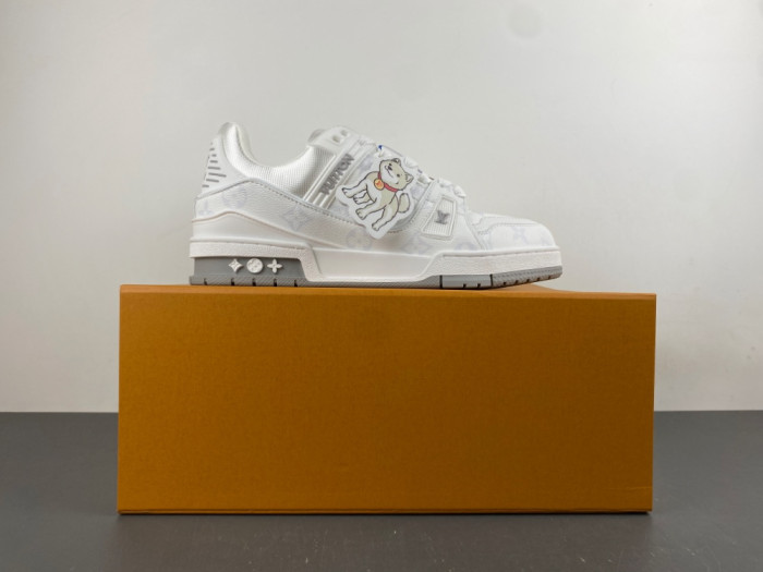 LV snekaers 284