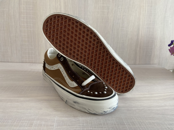 VANS-08