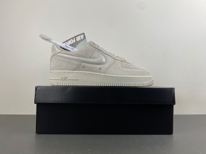 Nike Air Force 1 Low 