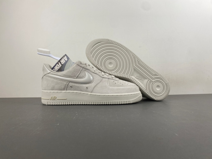 Nike Air Force 1 Low 