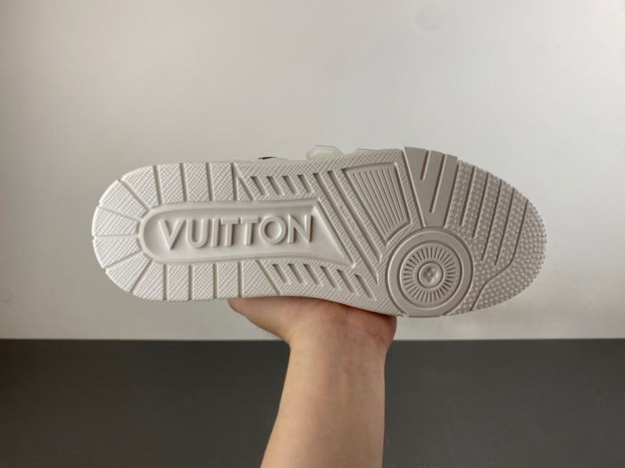 LV snekaers 286