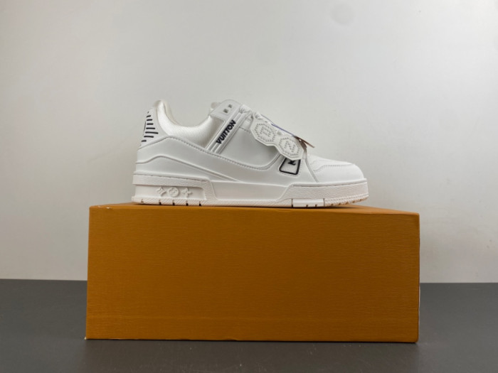 LV snekaers 286