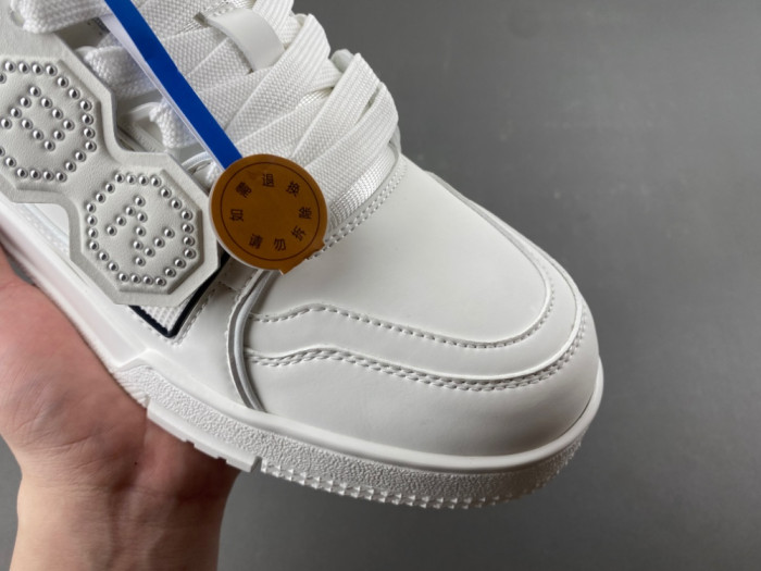LV snekaers 286