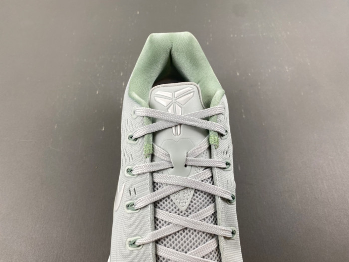 Nike Kobe 9 EM Low Protro Light Silver Steam-IH1401-003