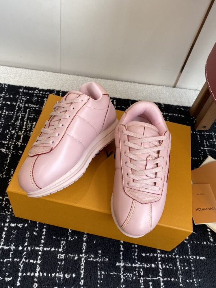 LV snekaers 219