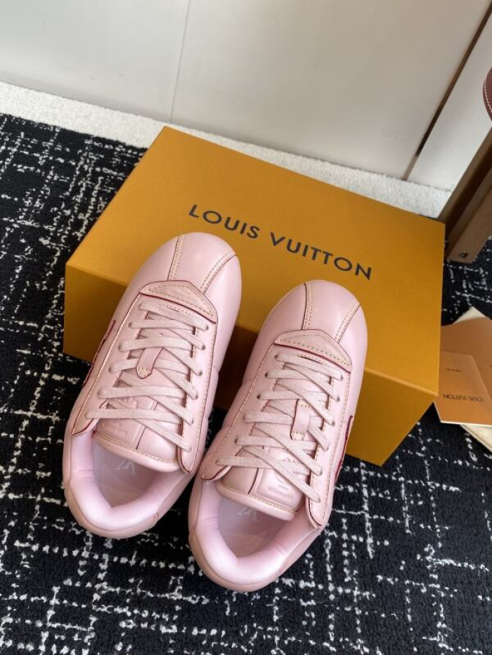 LV snekaers 219