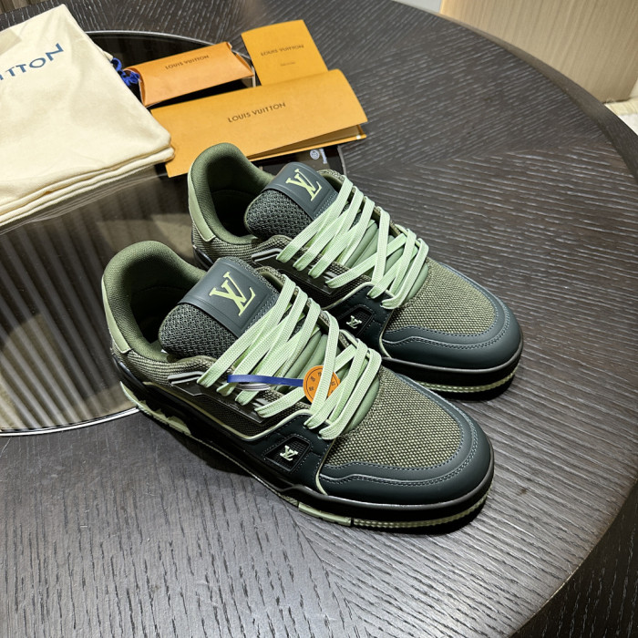 LV snekaers 254
