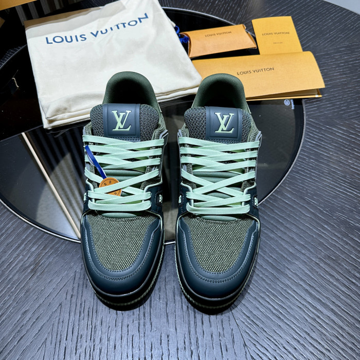 LV snekaers 254