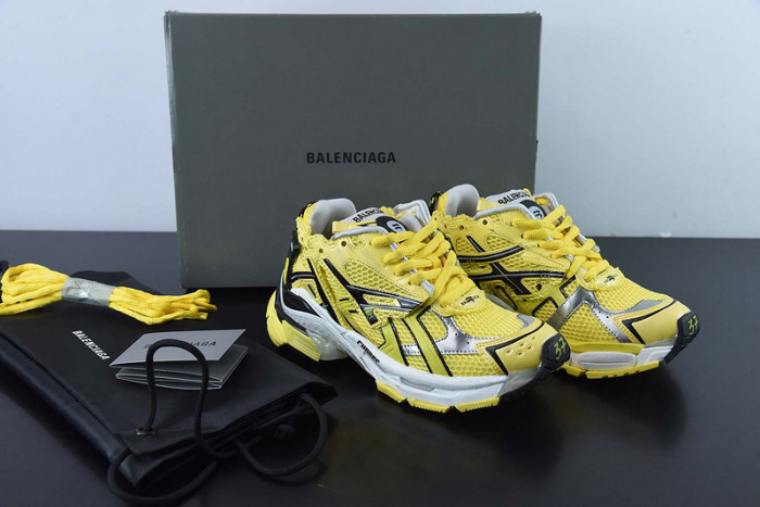 SNEAKER RUNNER 15