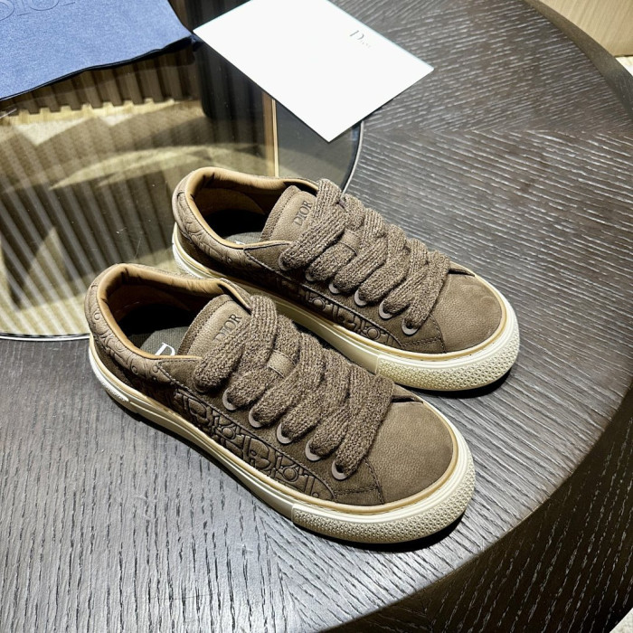 D10r B33 SNEAKERS-14