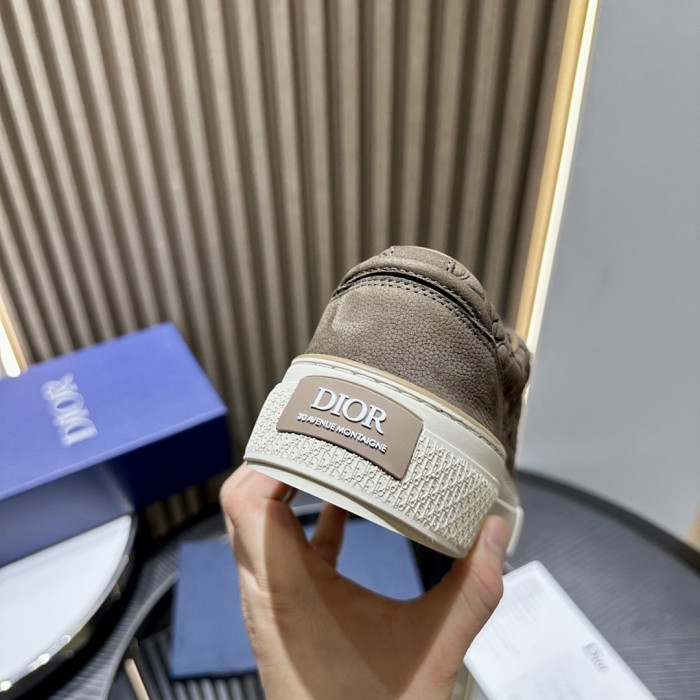D10r B33 SNEAKERS-14