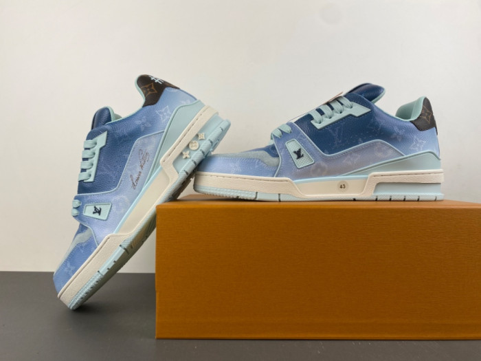 LV snekaers 293