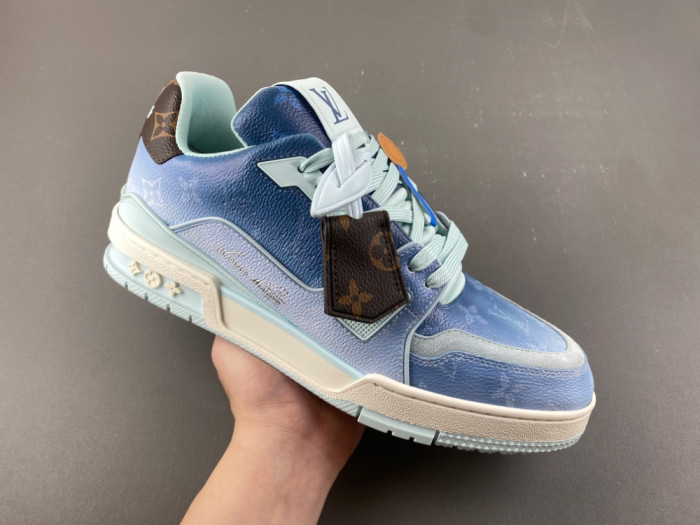 LV snekaers 293
