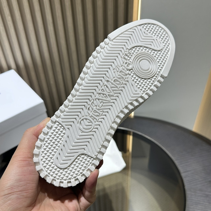 OFF-WHITE OW-75