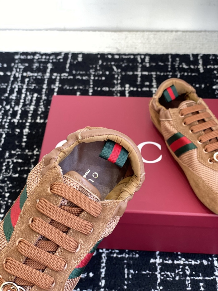 Gvc*1 SNEAKER 136