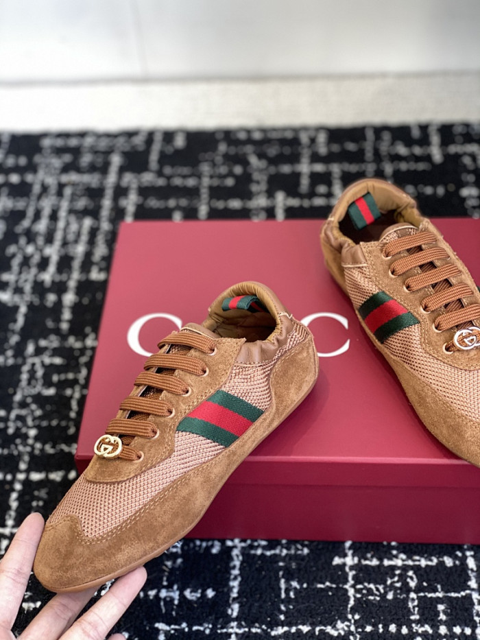 Gvc*1 SNEAKER 136