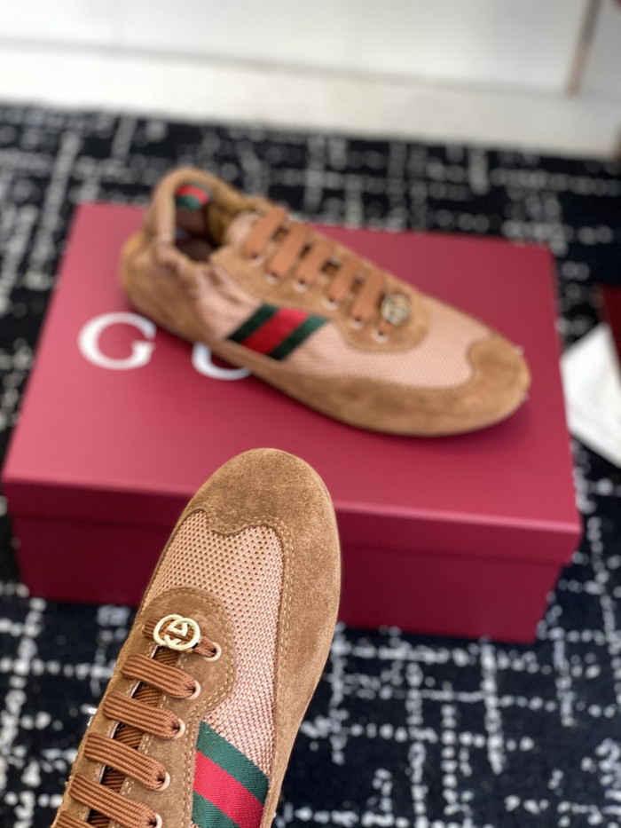 Gvc*1 SNEAKER 136