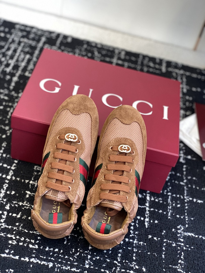 Gvc*1 SNEAKER 136