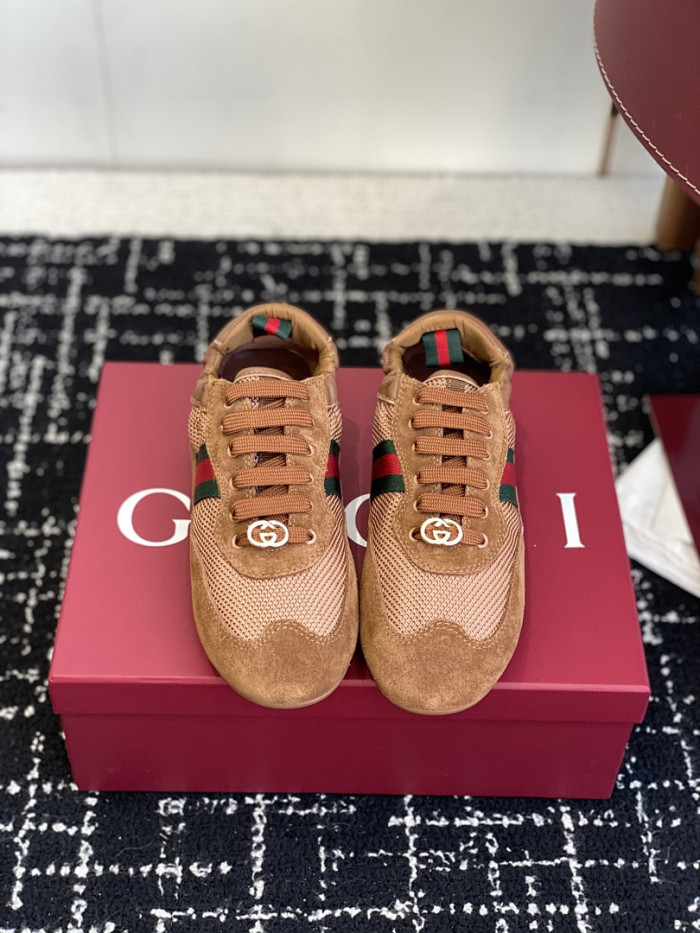 Gvc*1 SNEAKER 136