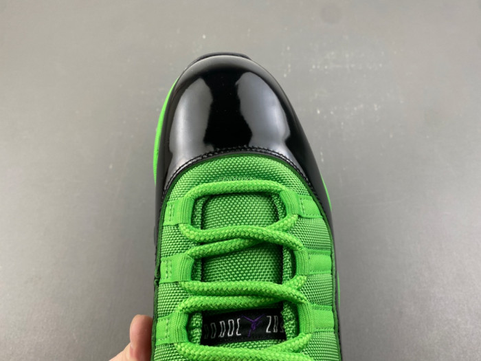 Air Jordan 11-CT8012-310