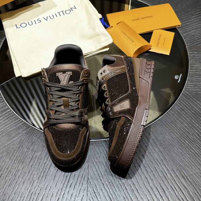 LV snekaers 149