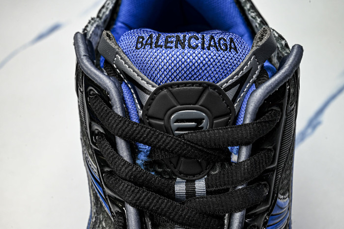 SNEAKER RUNNER 50