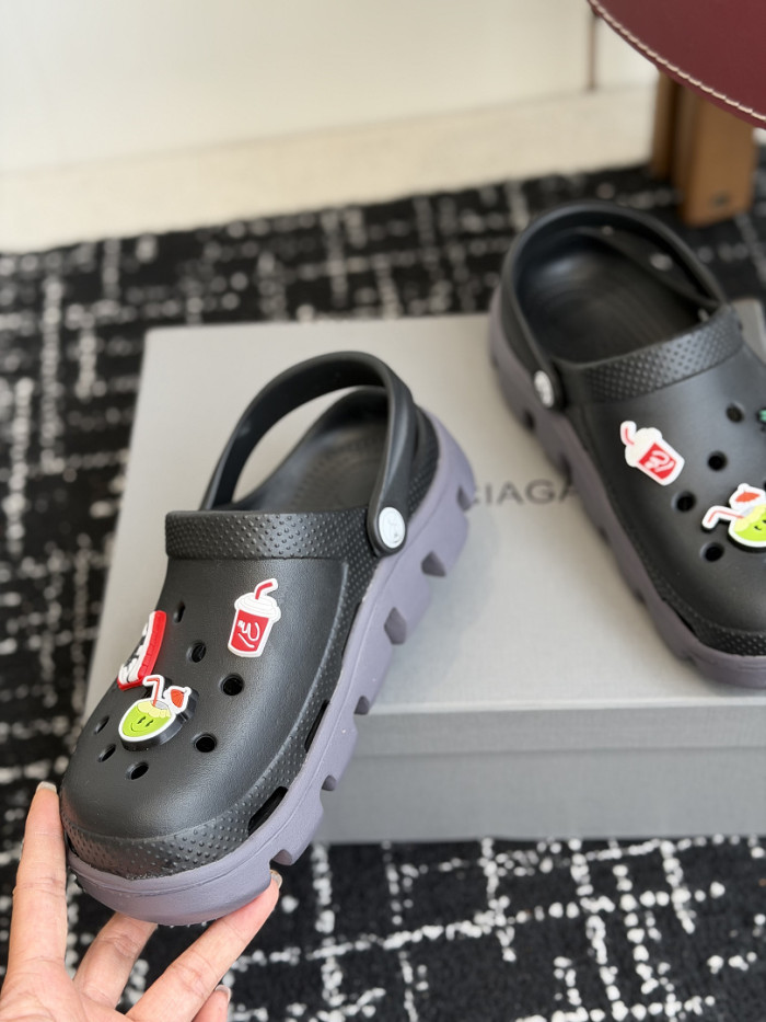 Ba1en*iaga Sandal 53