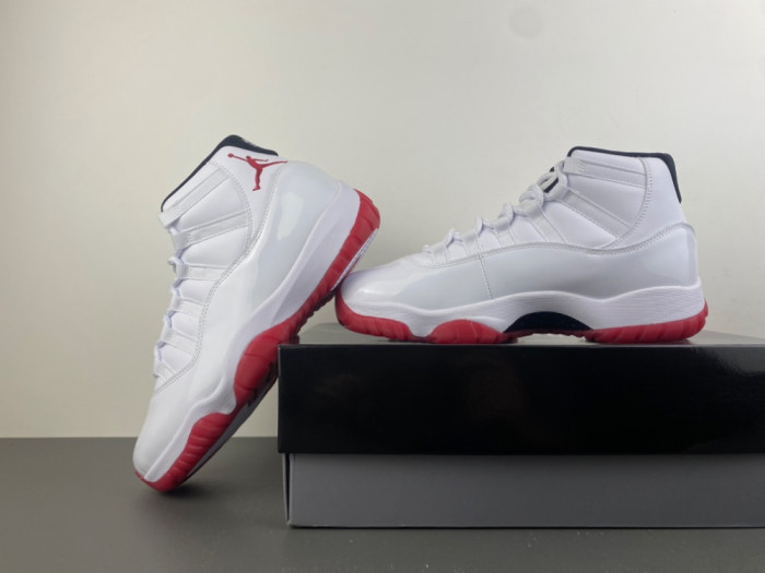 Air Jordan 11-CT8012-160