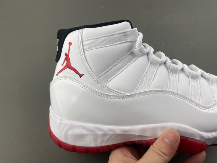 Air Jordan 11-CT8012-160