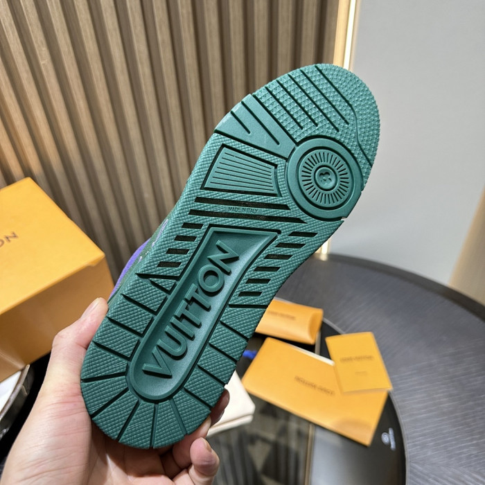 LV snekaers 269