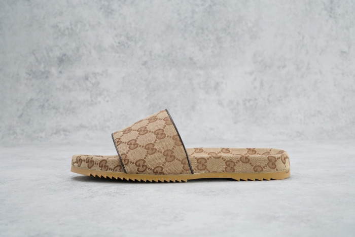 gucc* sandal89