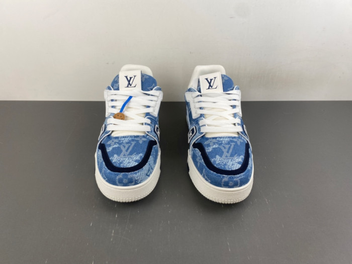 LV snekaers 307