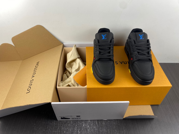 lv snekaers 99